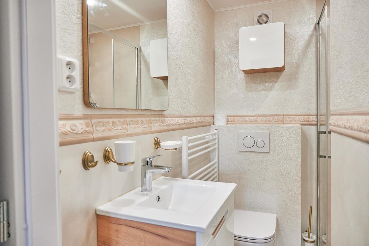 בויניצה "Na Skale " Apartment In Center, Free Parking מראה חיצוני תמונה